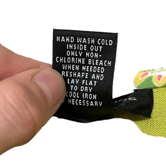 Good Clothes Cardigan 90s Y2K Vintage Silk Blend Green and Pink VNeck Small - Picture 7 of 7